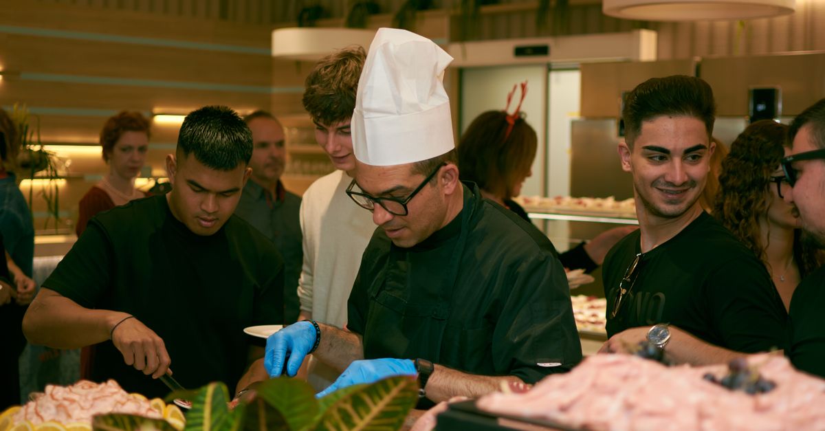 Catering Menu Trends for Modern Corporate Functions