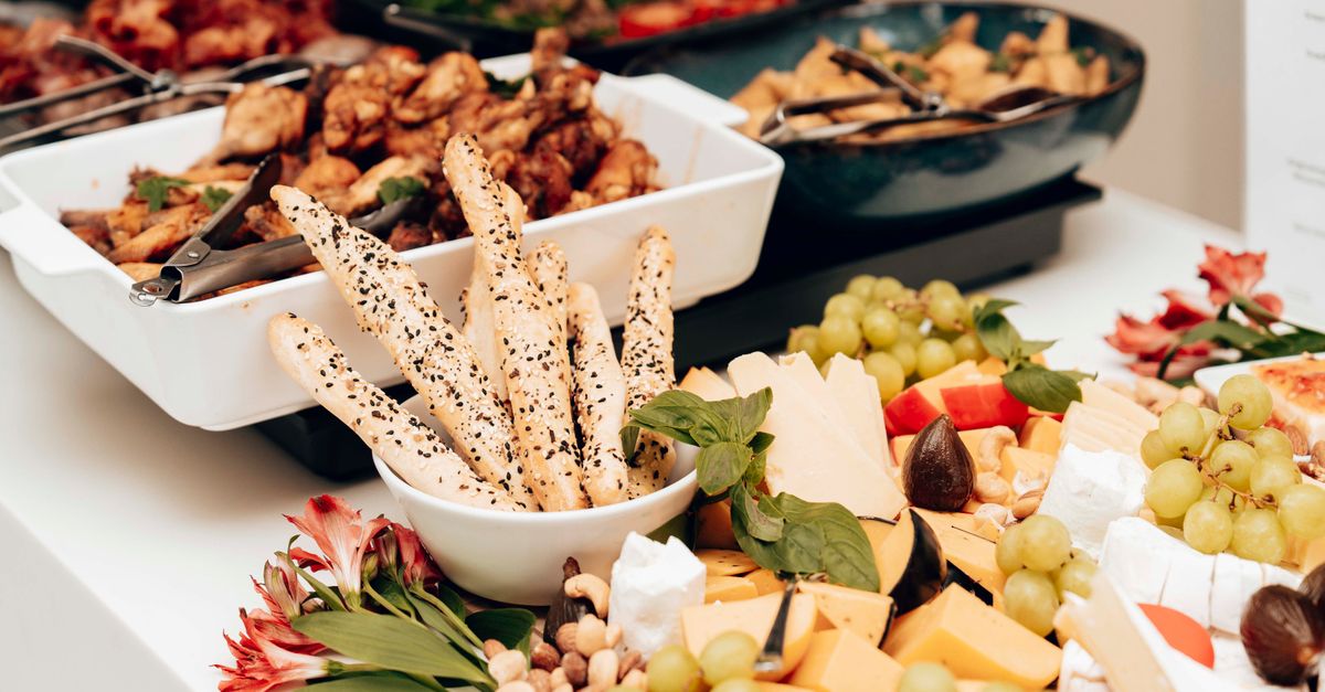 Comparing Catering Quotes: What to Look For