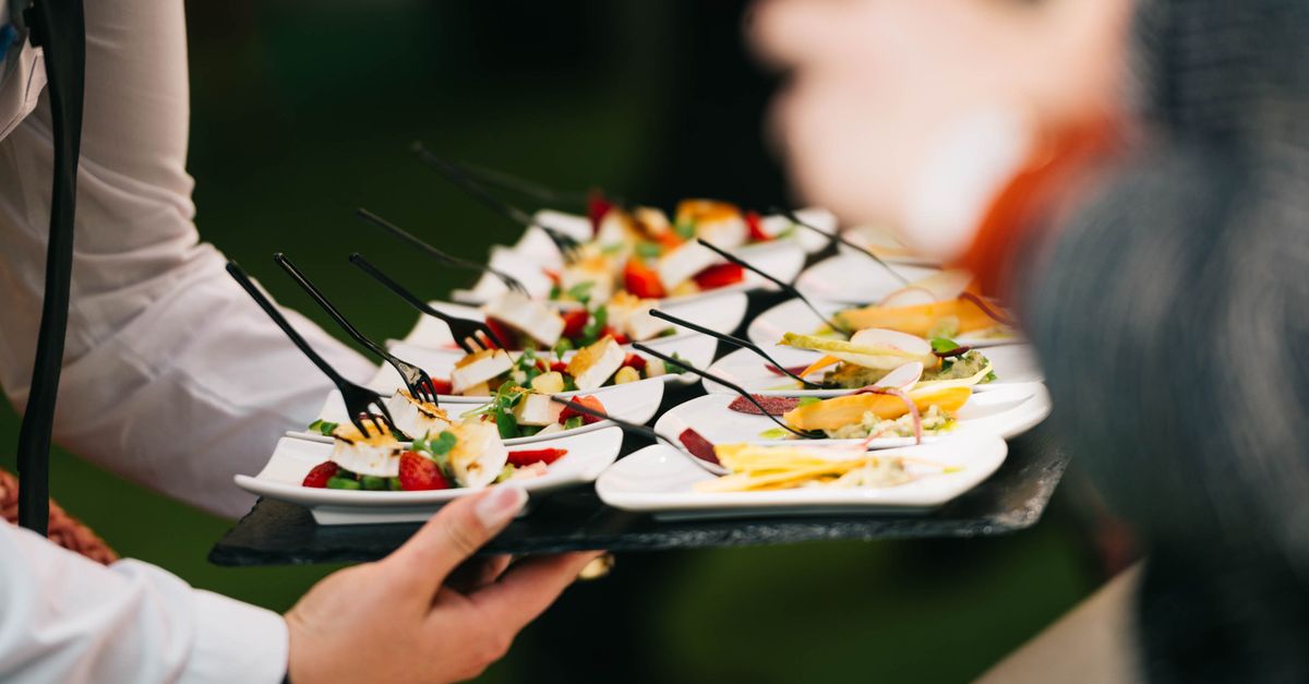 Incorporating Halal Food Options into Your Wedding Catering